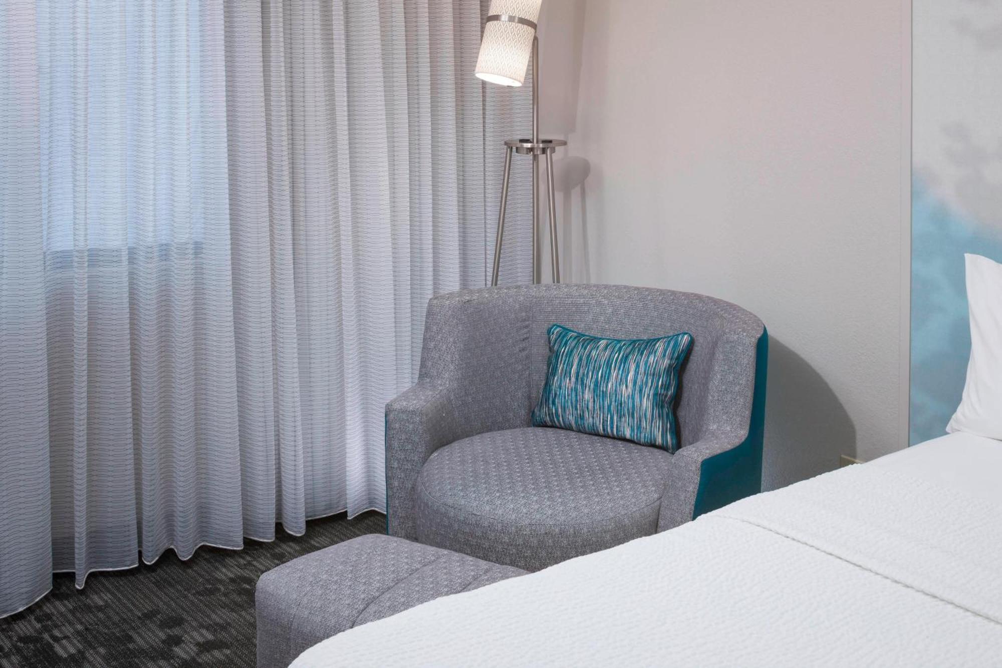 Courtyard Tuscaloosa Hotel Екстериор снимка