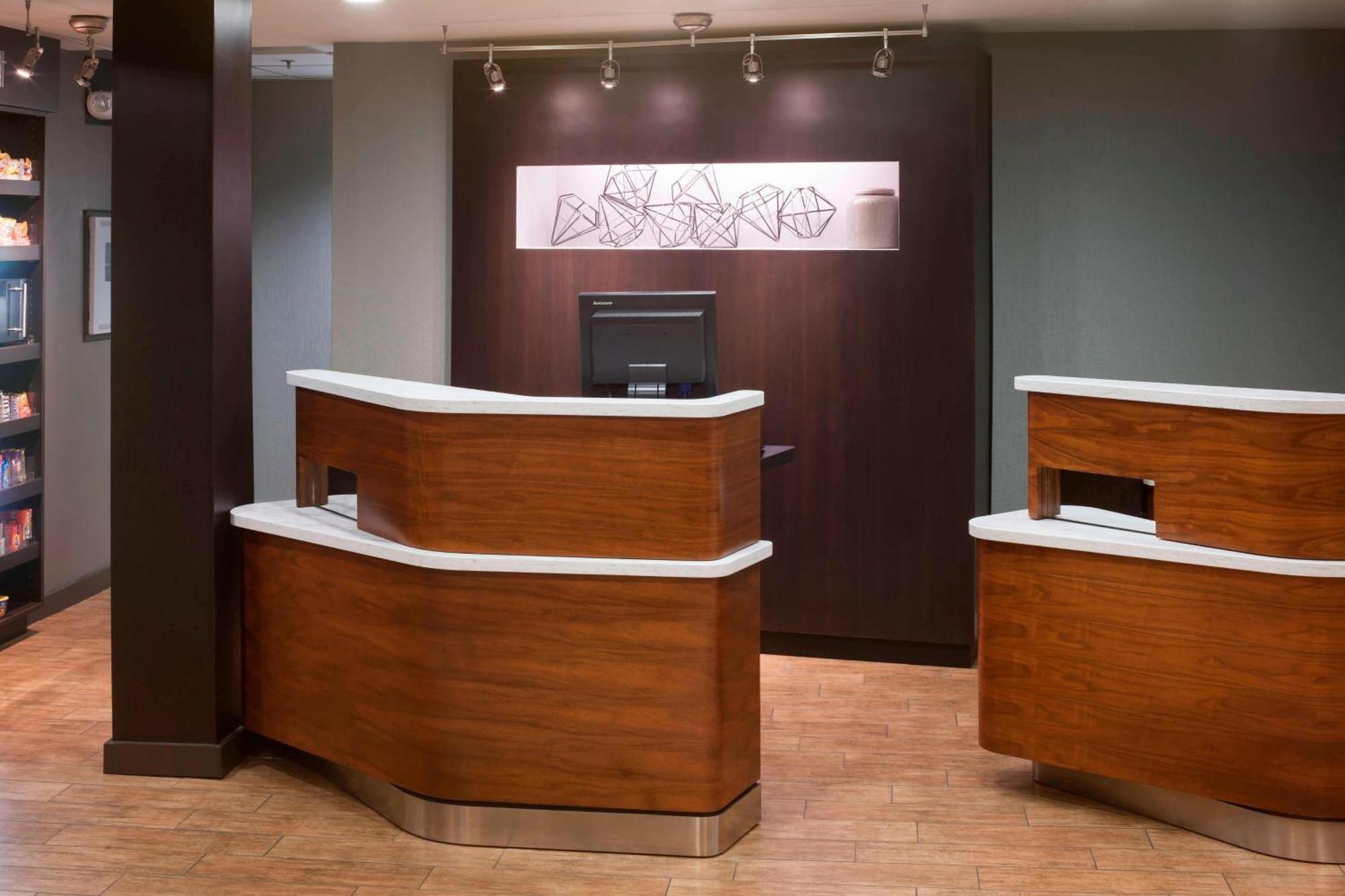 Courtyard Tuscaloosa Hotel Екстериор снимка