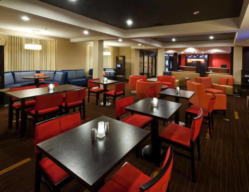 Courtyard Tuscaloosa Hotel Екстериор снимка