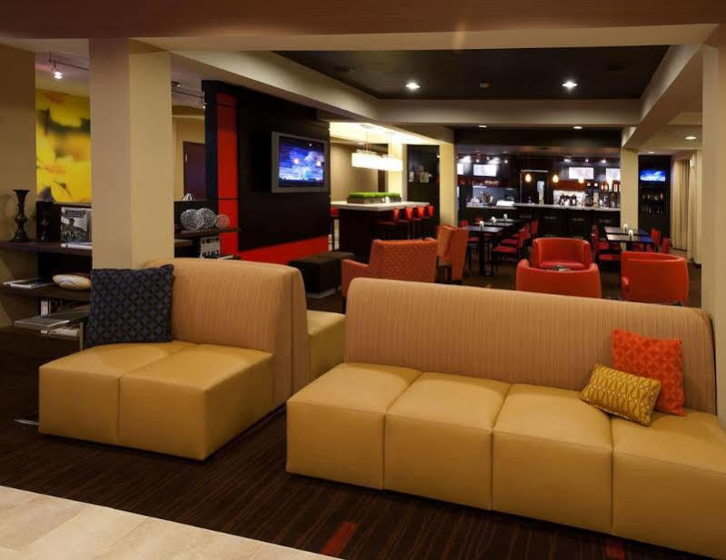 Courtyard Tuscaloosa Hotel Екстериор снимка